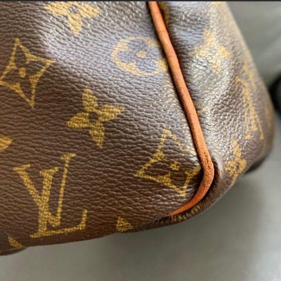 *SOLD* Louis Vuitton Speedy 30 - Picture 8 of 11